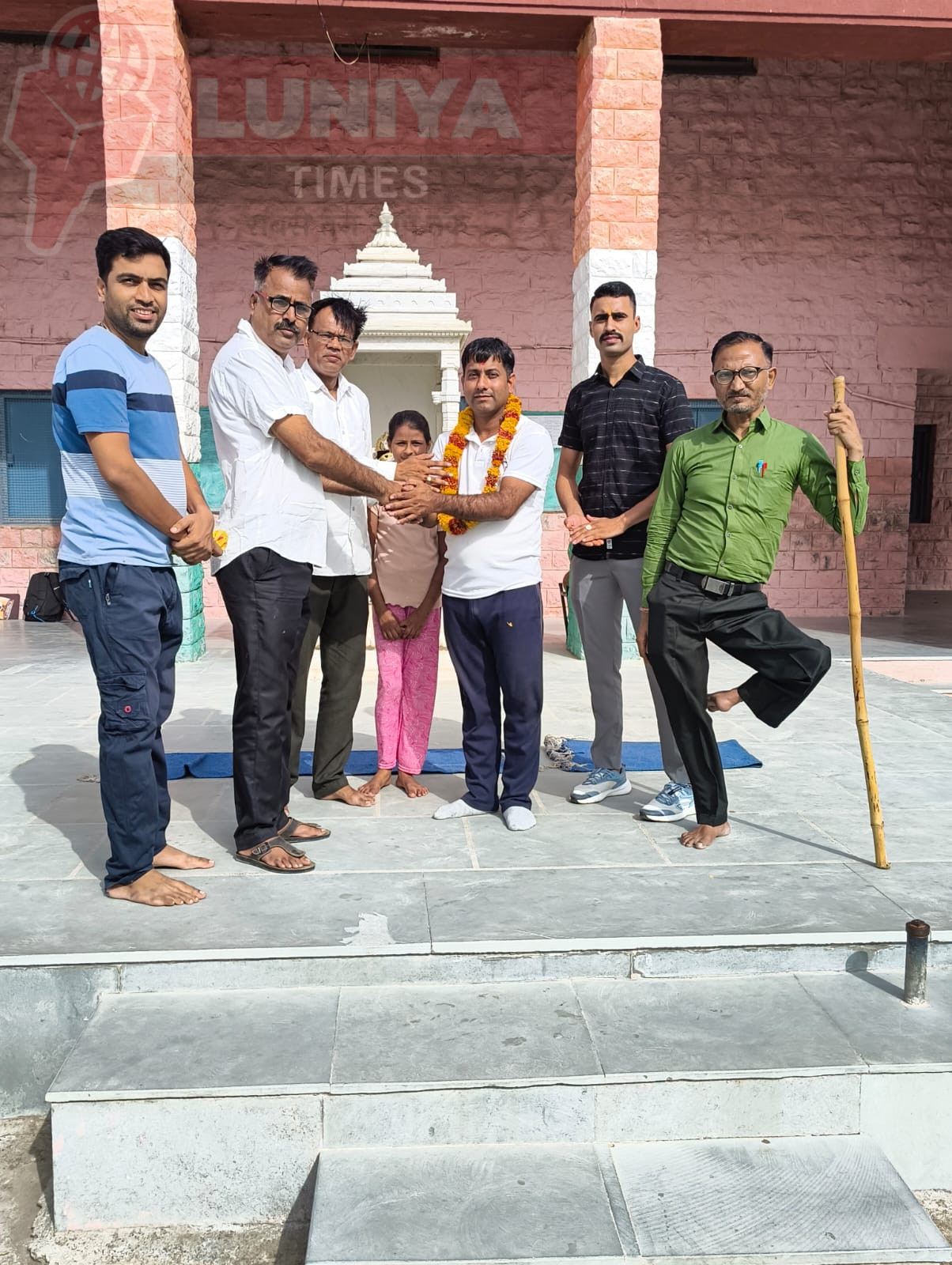 बीजापुर में समाज सेवा शिविर संपन्न, योग और जनजागरूकता गतिविधियां रहीं केंद्र में 1 IMG 20250601 WA0021