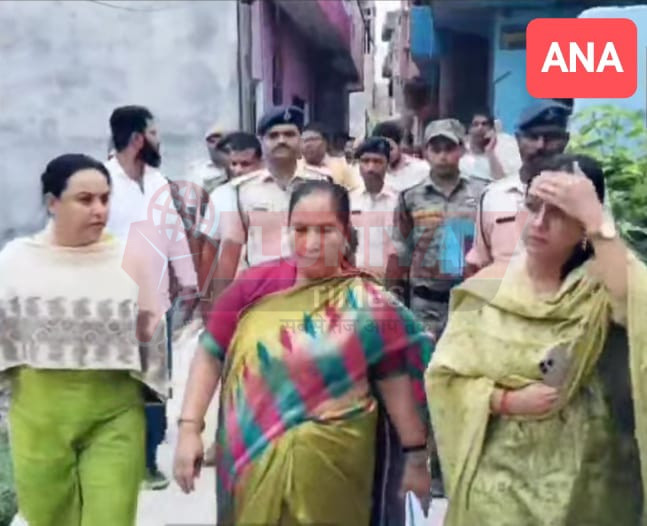 बहुचर्चित छात्रा स्नेहा हत्या कांड पर राष्ट्रीय महिला आयोग ने लिया स्वतः संज्ञान, मीडिया की खबरों पर 1 WhatsApp Image 2025 07 25 at 15.43.22