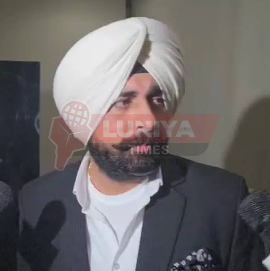 अरविंद केजरीवाल को 'नेशनल लीडर' बनाने के लिए पंजाब को लूट रही सरकार: अर्शदीप कलेर 1 WhatsApp Image 2025 07 25 at 17.03.01