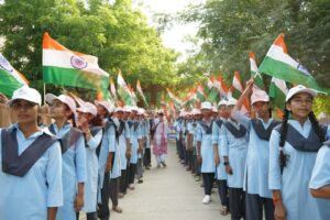 उपखंड अधिकारी के निर्देशानुसार रानी नगरपालिका ने हर घर तिरंगा रैली का आयोजन किया 5 IMG 20250811 WA0028