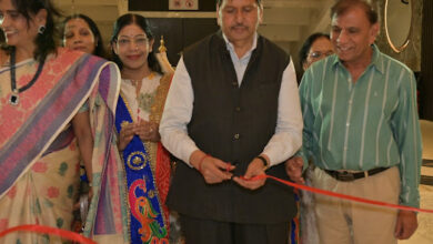 पर्व सोशल वेलफेयर फाउंडेशन के पर्व फेस्टिवल एग्जीबिशन का भव्य आयोजन — मंत्री मंगलप्रभात लोढा और न्यायमूर्ति ताटेड की उपस्थिति में हुआ उद्घाटन 15 WhatsApp Image 2025 08 04 at 15.19.42