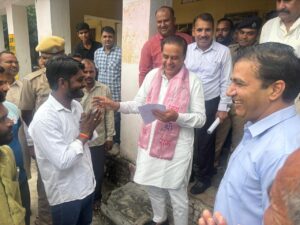 जयपुर जिला प्रभारी मंत्री जोगाराम पटेल ने वर्षा प्रभावित क्षेत्रों का किया दौरा 3 221406 Image 1267494a 2f9e 4953 8cd1 f3dbdc2be9e1