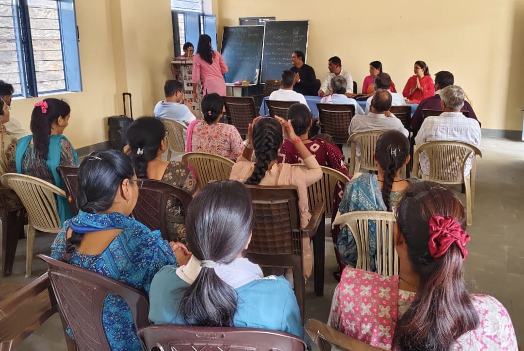 बालिका विधालय मे दो दिवसीय कार्यशाला का हुआ आयोजन 1 IMG 20250916 WA0037