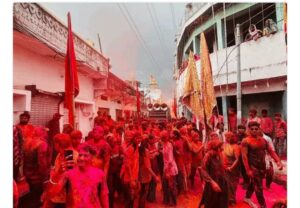 चित्तौड़गढ़ के श्रीसांवलियाजी मंदिर में मेला आज से शुरू, सरोवर झुलने जायेंगे ठाकुर जी, रजत रथ में निकली शोभायात्रा 6 WhatsApp Image 2025 09 03 at 10.19.36