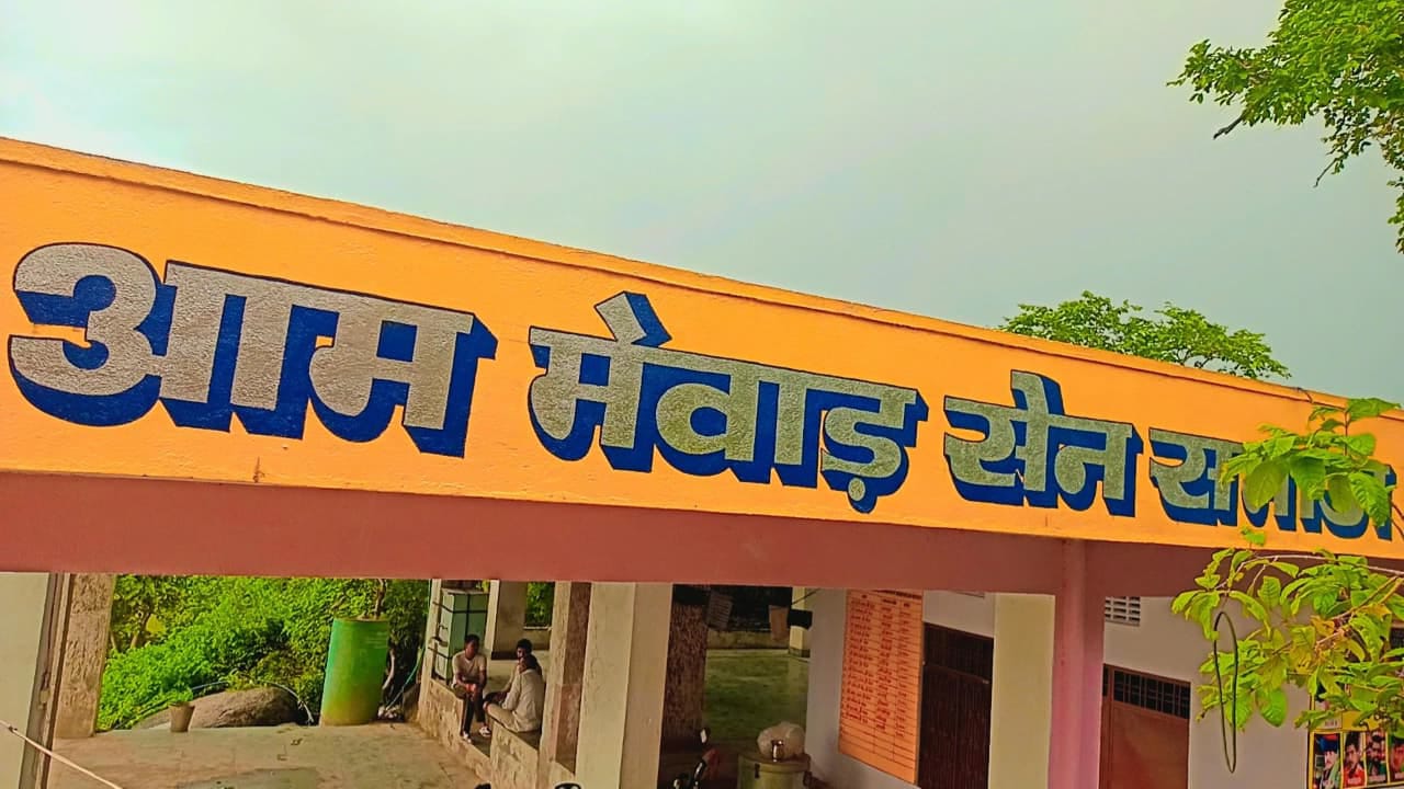 ओझागर सेन समाज की बैठक में धोवरा प्रथा को बन्द किया, नव निर्मित सराय का 4 नवम्बर को उद्घाटन 1 IMG 20251018 WA0021