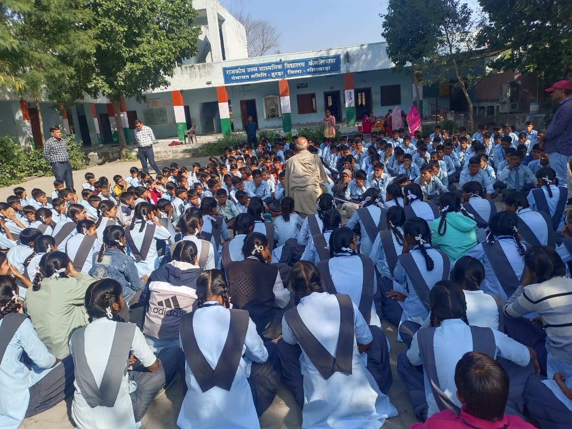 संस्कृति व संस्कारों से बच्चों को संस्कारित करना बहुत जरूरी 1 WhatsApp Image 2025 11 14 at 3.09.03 PM