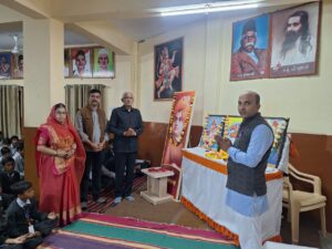 आदर्श विद्या मंदिर माध्यमिक फालना में युवा दिवस समारोह आयोजित 3 IMG 20260112 WA0040