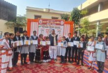 फालना में आदर्श विद्या मंदिर माध्यमिक में 77वां गणतंत्र दिवस: देशभक्ति, अनुशासन और संस्कारों के साथ भव्य आयोजन 6 WhatsApp Image 2026 01 26 at 7.25.29 PM 2