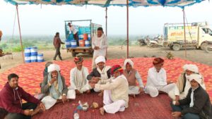 आस्था का महाअभियान शुरू – खारोल समाज ने लिया माँ शाकम्भरी मंदिर निर्माण का ऐतिहासिक संकल्प 4 WhatsApp Image 2026 02 19 at 8.12.50 AM