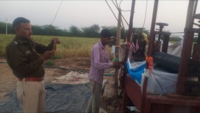 भाचुंदा में ‘रंगीन जहर’ का भंडाफोड़! 300 बीघा फसल पर मौत का साया 13 WhatsApp Image 2026 02 20 at 7.35.38 AM e1771560920736