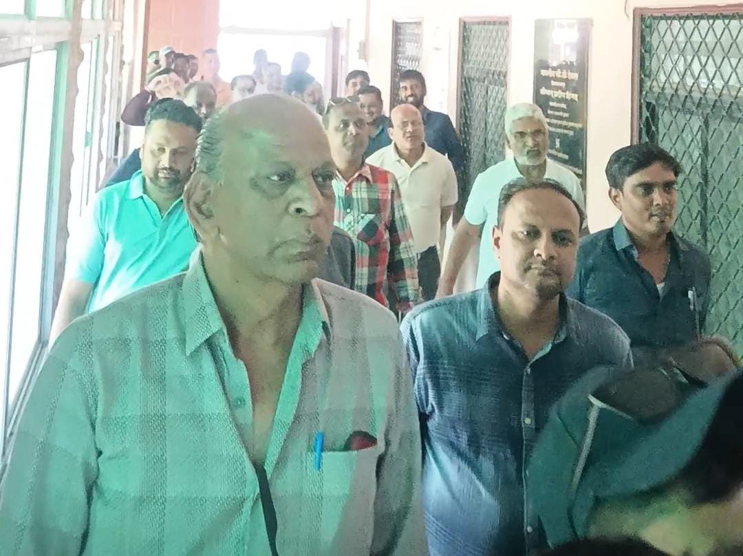 पाली वार्ड 37 के रहवासियों ने शेल्टर हाउस बनाकर कुत्तों के विस्थापन की उठाई मांग 1 WhatsApp Image 2026 02 26 at 9.25.00 PM