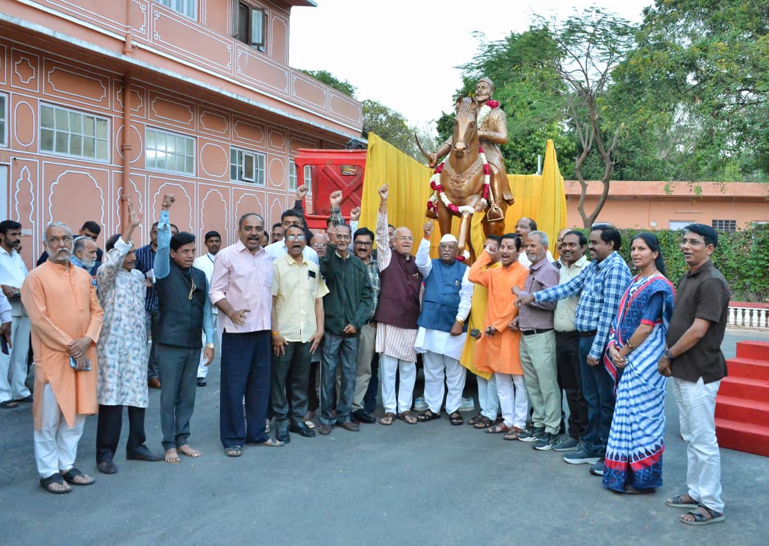 राज्यपाल ने शिव स्वराज्य यात्रा का राजस्थान में स्वागत और अभिनंदन किया 1 राज्यपाल