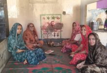 गुरला के सदाबहार महादेव मन्दिर में महिलाएँ कर रहीं दशामाता की पूजा 23 WhatsApp Image 2026 03 09 at 10.49.47 AM