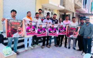 तरुण खटीक हत्याकांड पर बागोर में आक्रोश, दोषियों को फांसी देने की मांग 2 WhatsApp Image 2026 03 13 at 9.43.12 PM