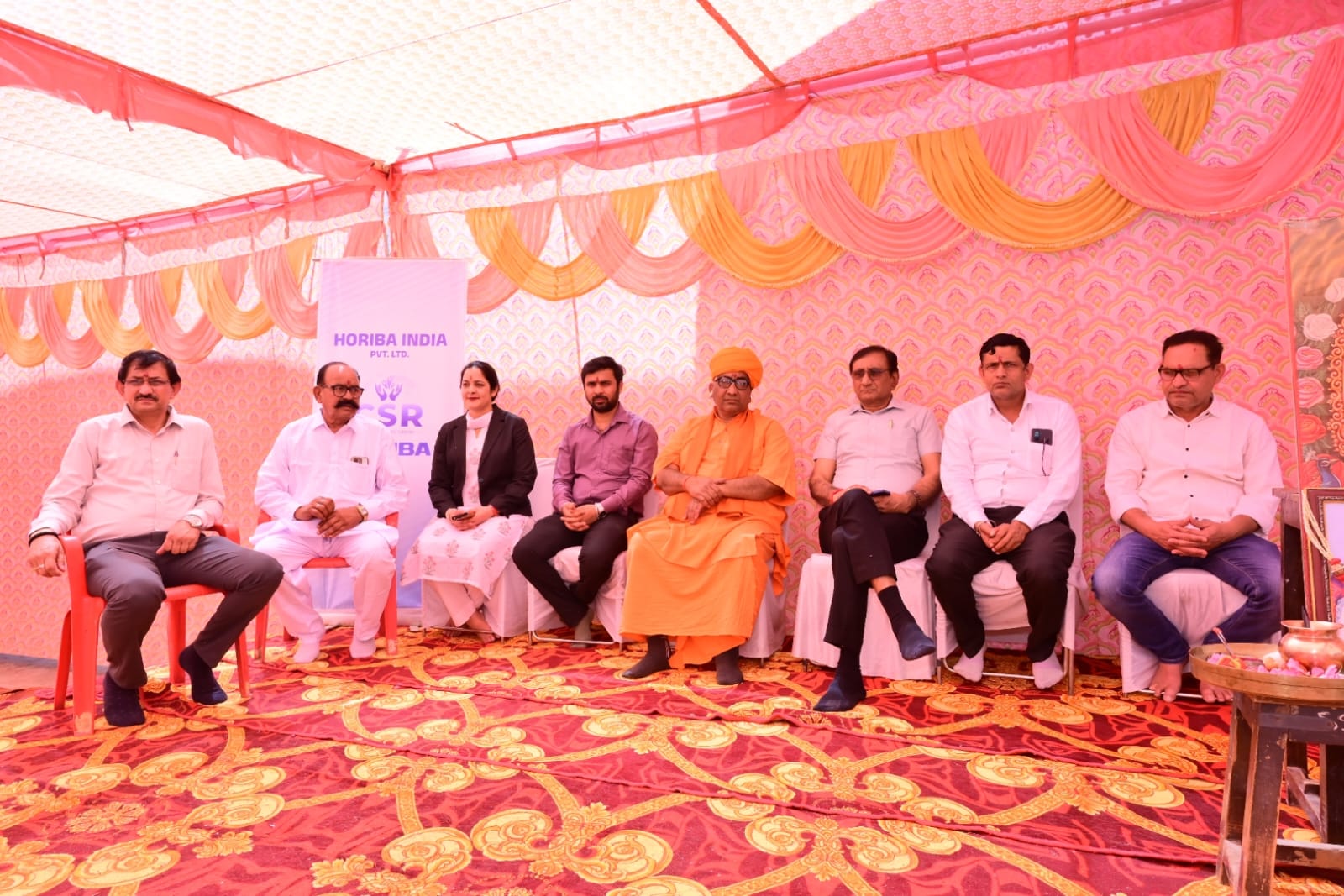 शारदा देवी चेरिटेबल ट्रस्ट द्वारा विशाल निःशुल्क चिकित्सा एवं रक्तदान शिविर संपन्न 1 WhatsApp Image 2026 03 28 at 5.42.32 PM