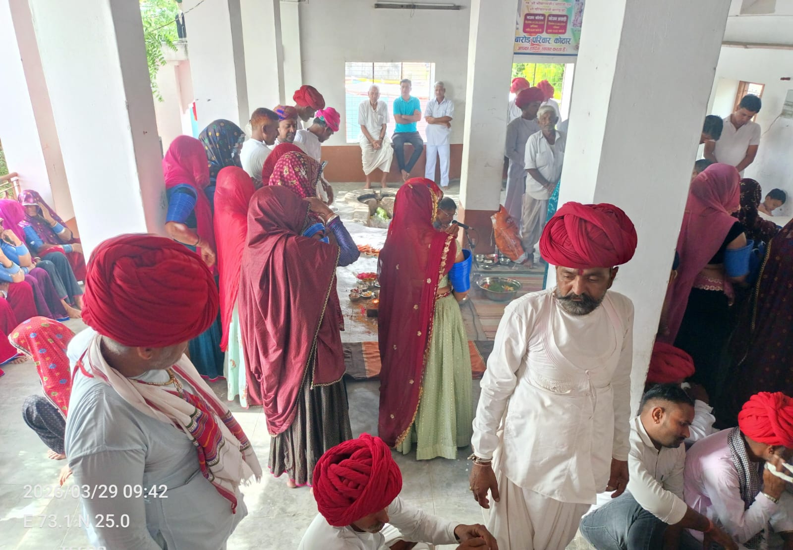 बाली उपखण्ड के कोठार में भव्य मोमाजी मंदिर प्रांगण में मूर्ति स्थापना, श्रद्धालुओं की उमड़ी भीड़ 1 WhatsApp Image 2026 03 29 at 12.35.31 PM