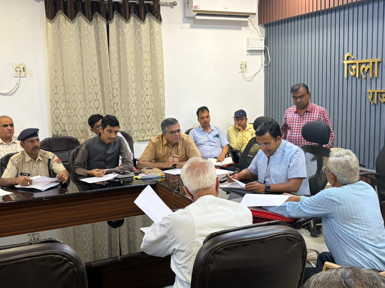 जिला स्तरीय जनसुनवाई