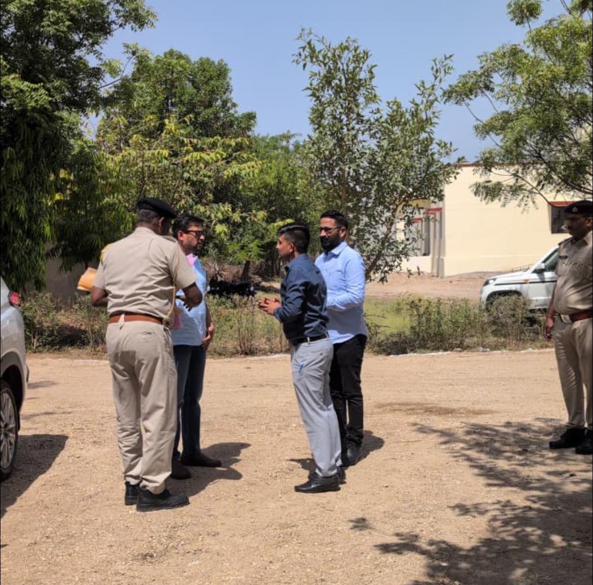 आबकारी आयुक्त नमित मेहता ने पाली कार्यालय का किया निरीक्षण 1 आबकारी आयुक्त नमित मेहता