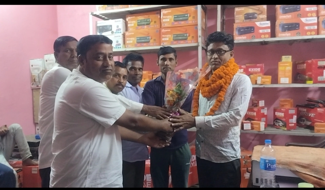 युवा सम्राट कालीचरण दास बने जिला कांग्रेस सचिव, पूर्वी टुंडी में भव्य स्वागत 1 IMG 20260410 WA0061