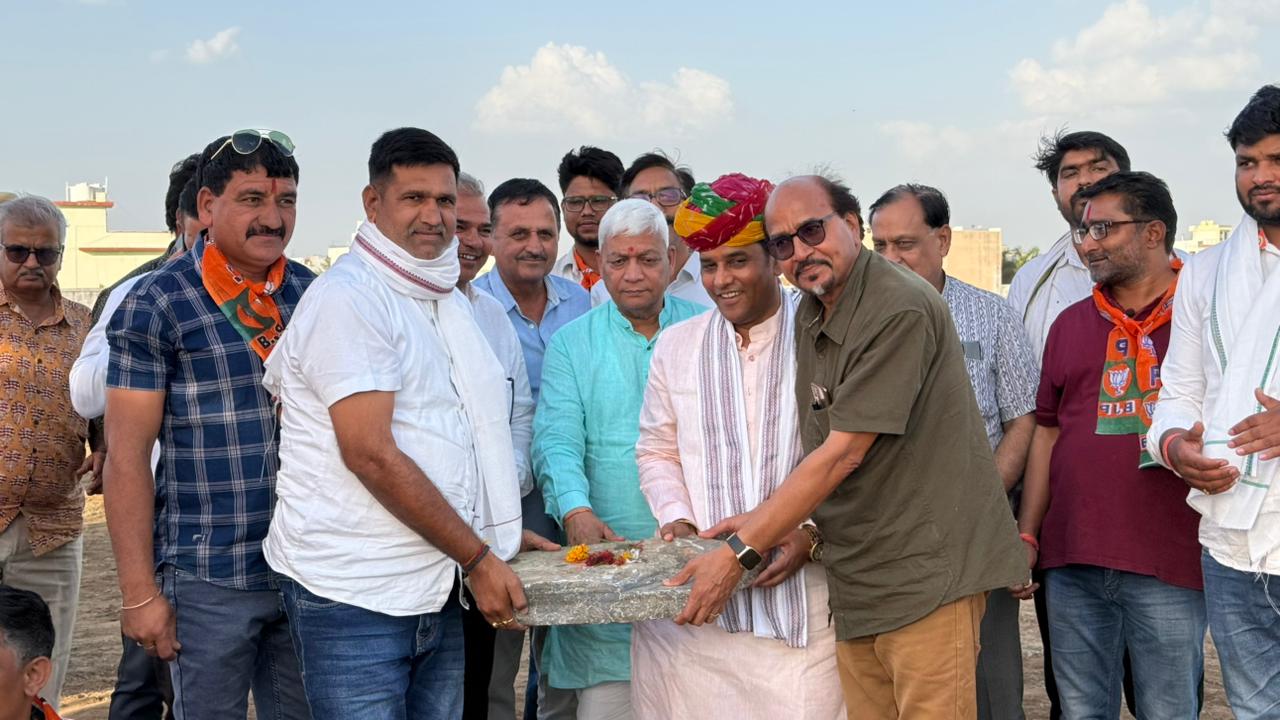 सांसद अग्रवाल व विधायक बैरवा की जोड़ी ने दी शाहपुरा को 18 करोड़ की सौगात 1 WhatsApp Image 2026 04 04 at 8.34.15 PM