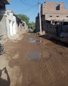 5 साल में सिस्टम फेल: वेराराम पूरा बदहाल 4 WhatsApp Image 2026 04 05 at 12.03.31 PM