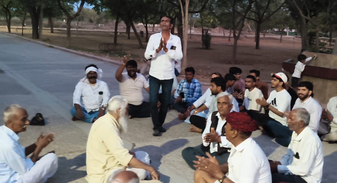 भक्ति और उत्साह से गूंजा पालरा: सेन समाज की दो दिवसीय धार्मिक यात्रा संपन्न, 70 श्रद्धालुओं ने किए प्रमुख तीर्थों के दर्शन 1 WhatsApp Image 2026 04 05 at 7.57.05 AM