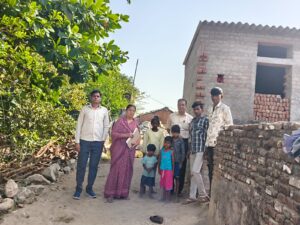 ऐसीबीईओ देसूरी ने सादड़ी में चल रहे प्रवेशोत्सव सघन अभियान का संबलन कर दिए आवश्यक निर्देश 4 WhatsApp Image 2026 04 07 at 3.05.29 PM