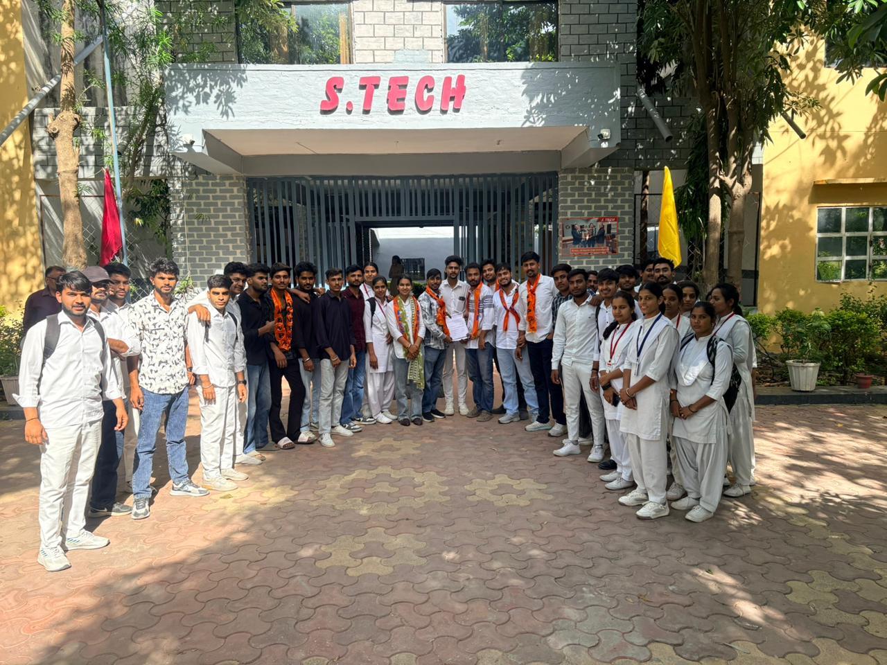 भीलवाड़ा में ABVP का जोरदार प्रदर्शन, देर तक चला आंदोलन, सभी मांगें मानी गईं 1 ABVP