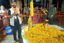 कंवलियास में श्रद्धा का अनूठा संगम: महादेव मारू भांभी ने गौमुख के 11 लीटर जल से किया त्रिदेव महादेव का अभिषेक 32 WhatsApp Image 2026 06 02 at 2.11.21 PM